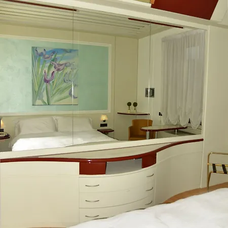 Giotto Hotel 3*