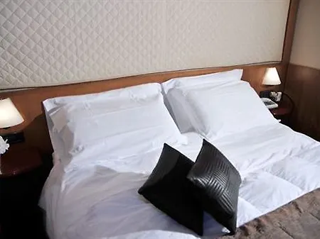 Giotto Hotel 3*